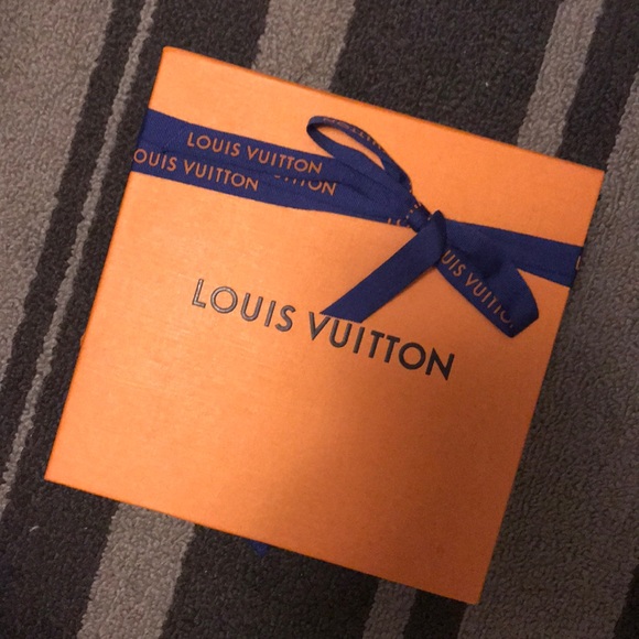 Louis Vuitton Handbags - Louis Vuitton Dust box gift box and ribbon
